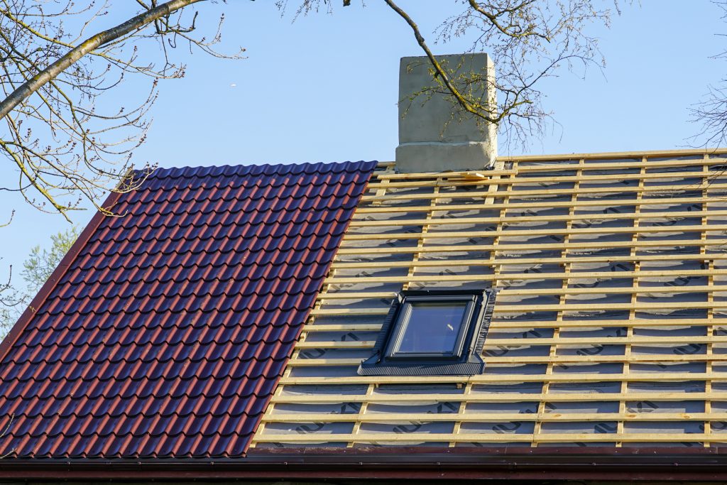 大規模修繕の屋根工事に確認申請は必要？条件や
