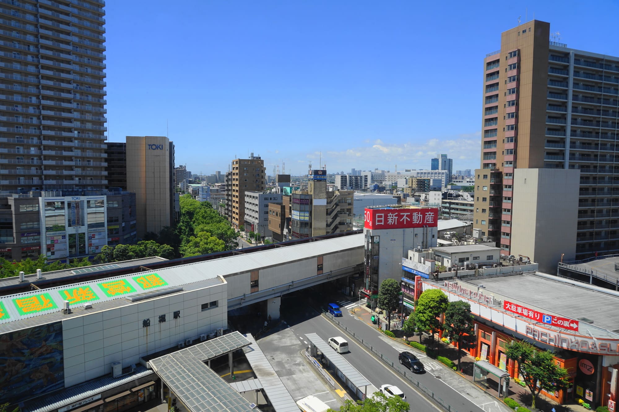 江戸川区でビルやマンションの雨漏り修理、防水工事は新東亜工業へ