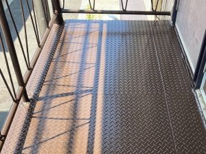 【企業様】神奈川県横浜市アパート　鉄骨階段溶接工事＋塗装工事　費用公開