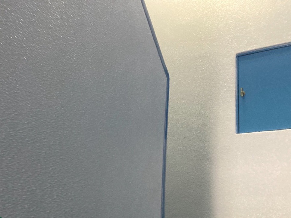 【個人オーナー様】東京都品川区ビル　内部廊下+階段塗装工事　費用公開