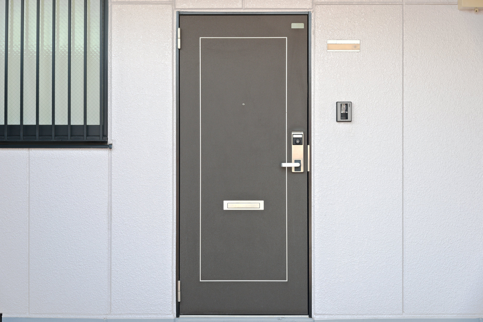 マンション玄関ドア交換の価格と費用を安く抑えるコツを紹介