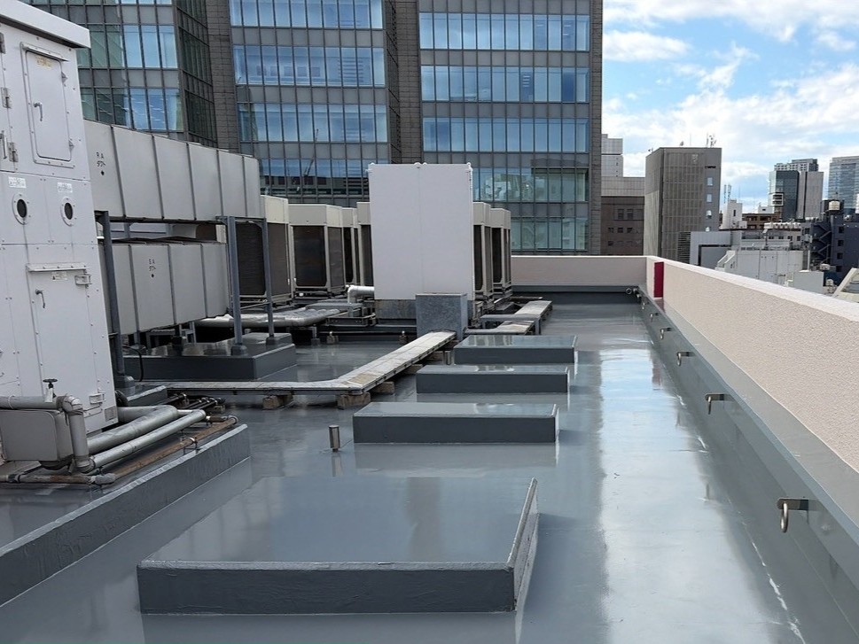 【企業様】東京都千代田区ビル　屋上防水工事+塗装工事　費用公開
