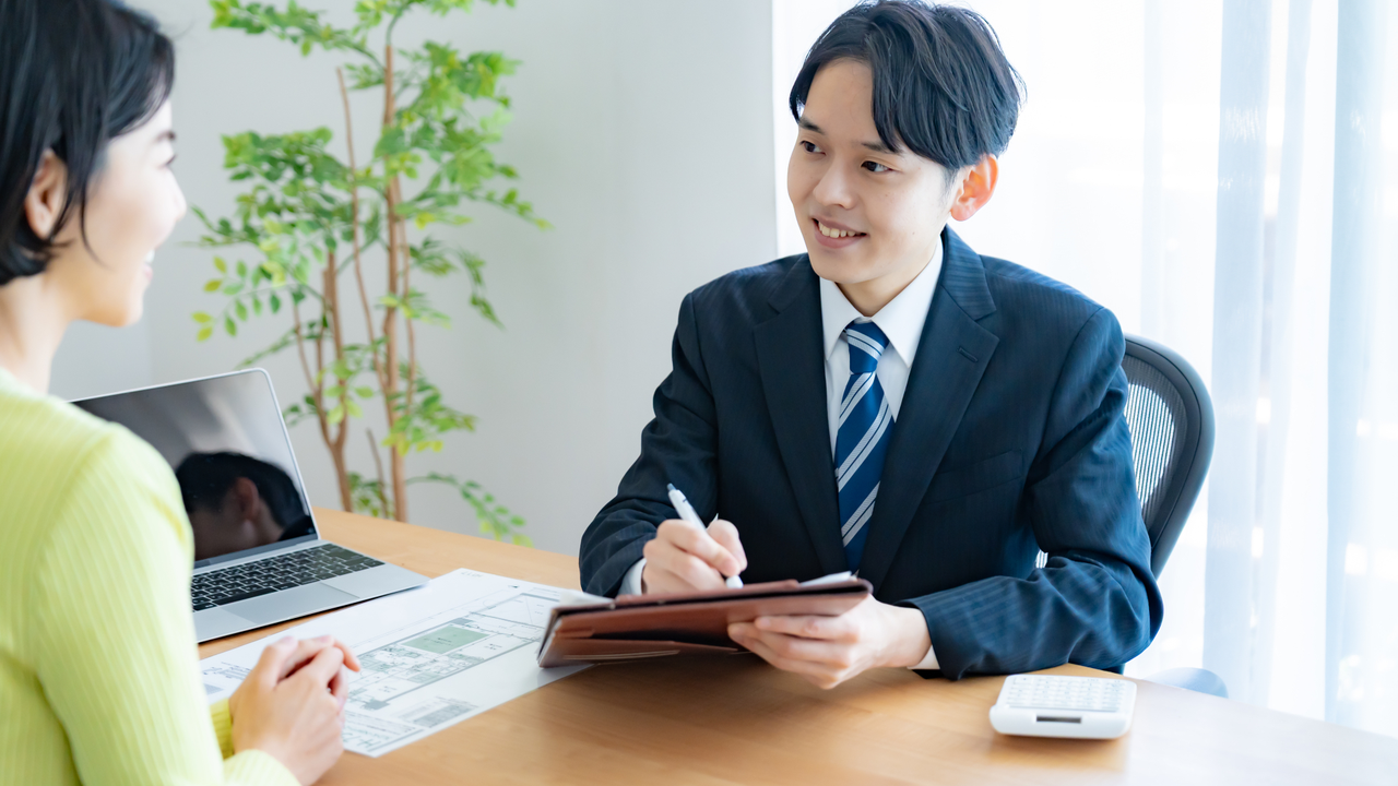 悪徳業者にご用心！信頼できる修理業者の選び方に関するイメージ写真
