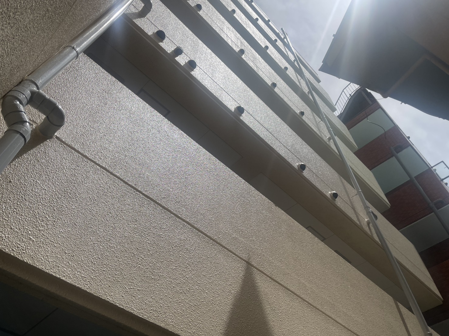 【企業様】東京都福生市Ｍマンション　屋上防水及び北・西面修繕工事　費用公開